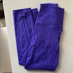 Purple high wasted lulu lemon cropped leggings